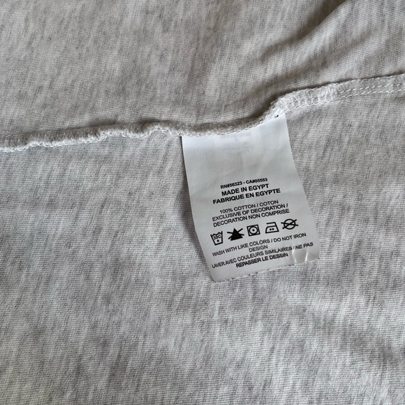 Grey Nike Tee Shirt with Embroidery and Patch Flowers - Picture 5 of 6